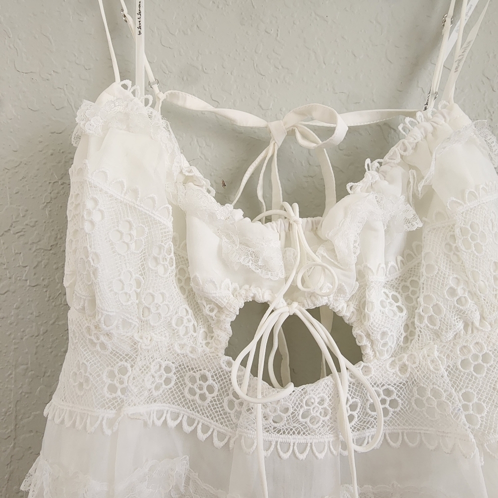 For Love And Lemons Cameron White Eyelet Midi Dress Size Large NWT! - Picture 7 of 7